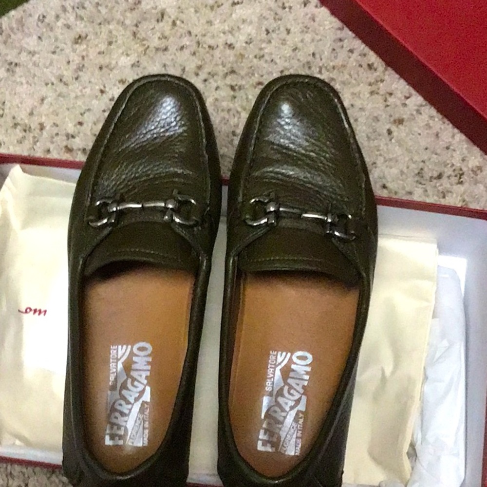 Ferragamo Ladies Shoes size 6